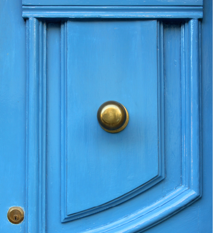 bluedoor